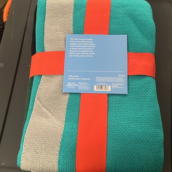 Lego x Target machine washable throw - Picture 4 of 5